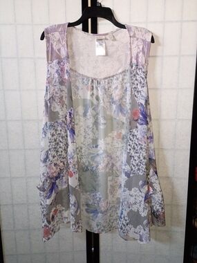 LOGO by Lori Goldstein Sheer Floral Sleeveless Kimono Vest w/Pockets